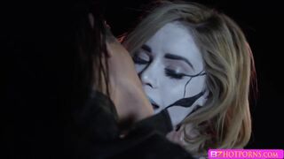 Katrina seducing a hot robotic humanoid Jessa Rhodes
