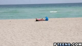 Senior cocks expert in picking up pretty teens hunting beach babes