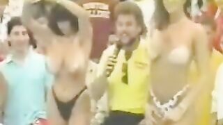 Big Titty Flexing & Tassle Twirling