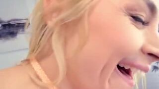 Sexy Chick Sarah Vandella Straddles Her Gym Buddy