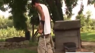 Amputee bangs horny dark haired babe outdoors