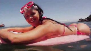 Brunette fucking on shocking yacht