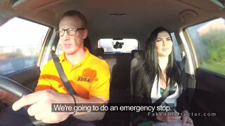 Dude bangs busty examiner in car