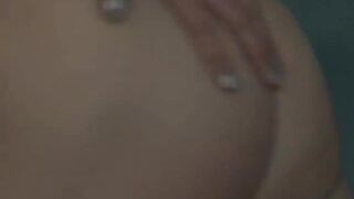 Redhead amateur rubbing the vagina