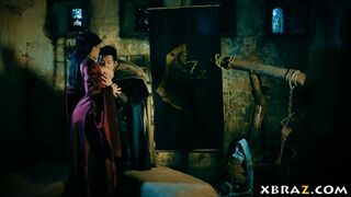 Game of Thrones xxx parody dungeon fuck with the red witch