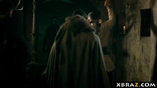 Game of thrones parody where the queen gets gangbanged