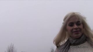 Big boobs blonde amateur fucks in the car