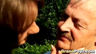 Grandpa gets young head at public park