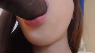 asian teen suck big black dildo in free chat