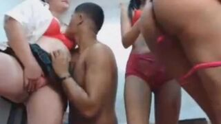 Lucky Guy Ravages Tranny and Two Females