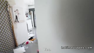 Hot Latina teen bangs behind dads back