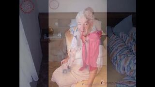 OmaGeiL Fatty Grandmas Pics Slideshow Collection