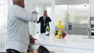 Brazzers - PAWG Lela Star cucks man for black bull