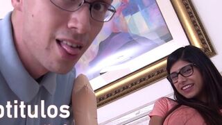 MIA KHALIFA - Boludo Afortunado Pierde Su Virginidad Con La Mujer Mï¿½s Hermosa Del Mundo