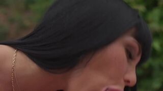 MARISKAX Busty cougar Valentina Ricci gets ass fucked
