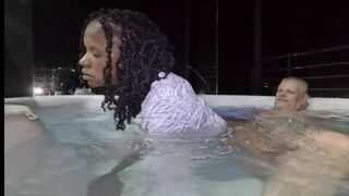 Daddy Fucks Mee Hard in the Penthouse Jacuzzi