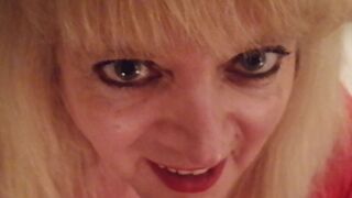 Nicola Gives Her Cuck a Blow Job Treat