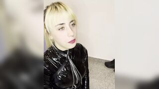Latex Facefuck Doll Sloppy Blowjob